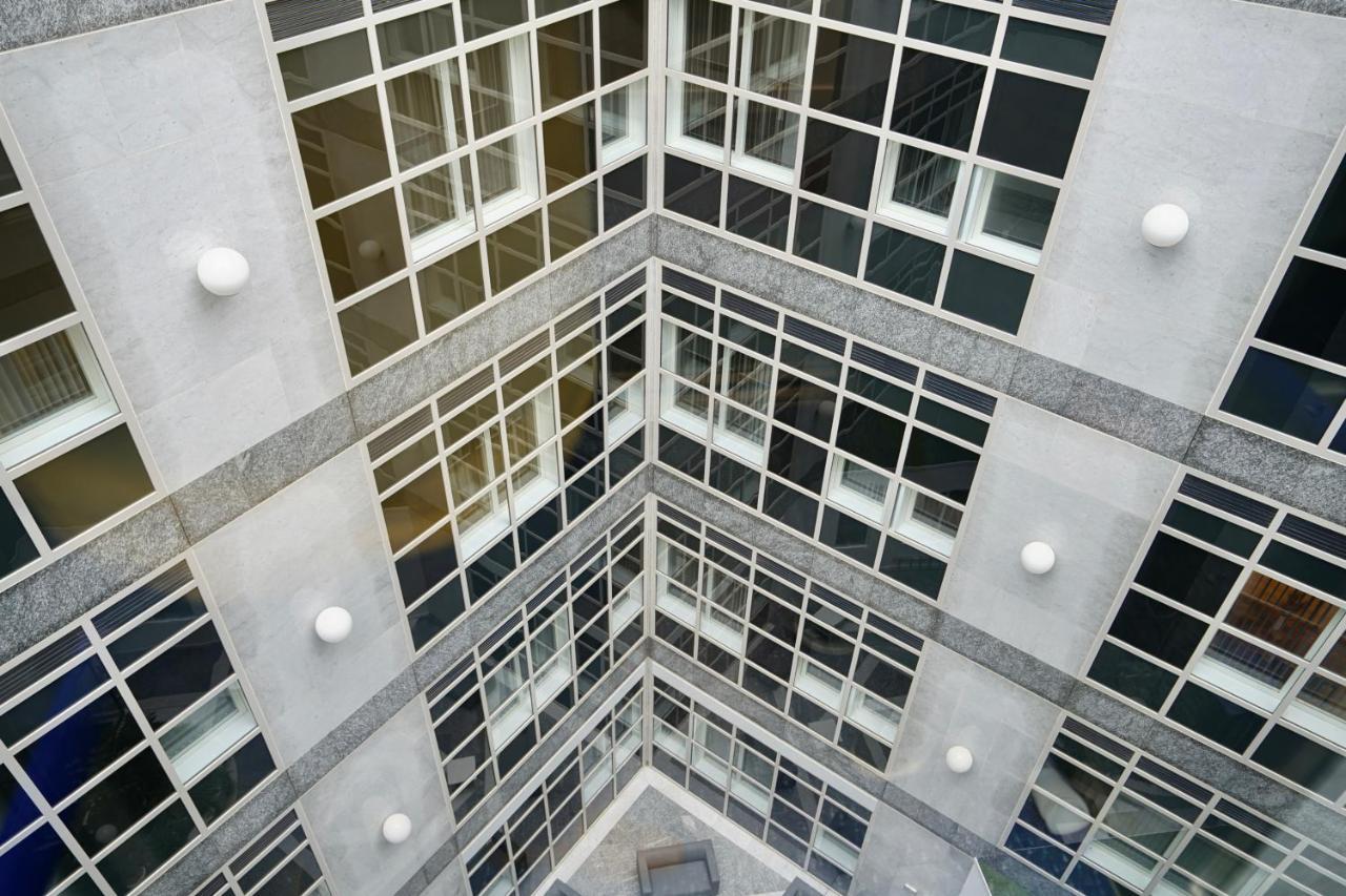 Ferienwohnung Bayard Plaza Peterborough Exterior foto
